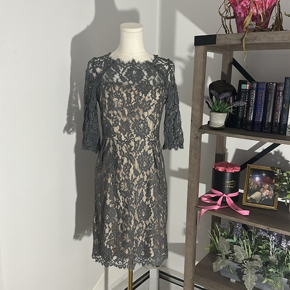 Lace Dress - Picture 3 of 8